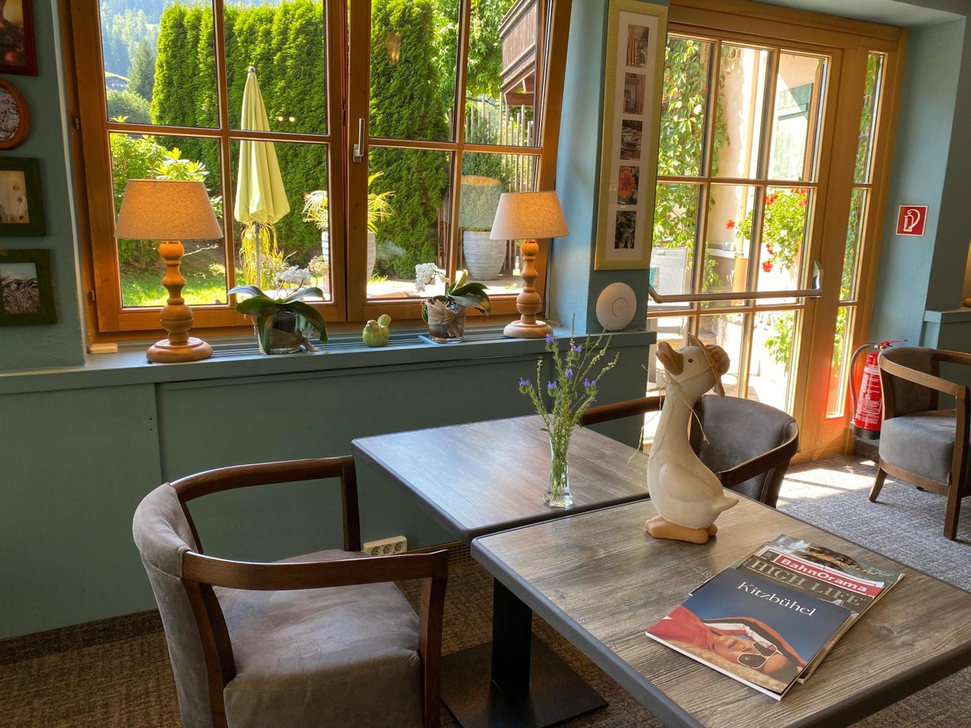 Hotel Edelweiss Kitzbuehel エクステリア 写真